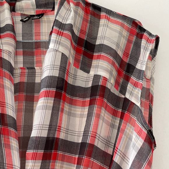 Mango Wrap Top - Picture 12 of 12